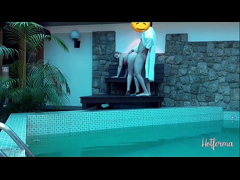 ❤️ Boss invites maid to the pool, but couldn't resist a hot Sex video at us en-us.bizziporn.xyz ❌️